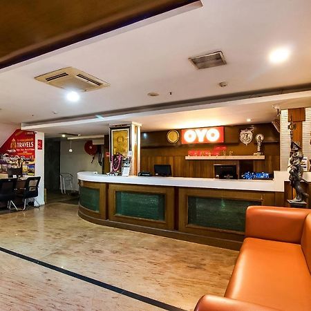 Oyo Flagship 9115 Hotel Udayee International Tirupati Kültér fotó